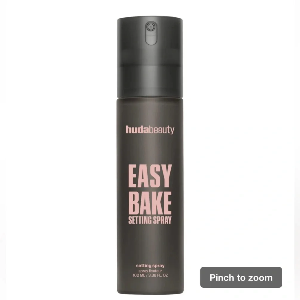 HUDA BEAUTY Easy Bake Setting Spray